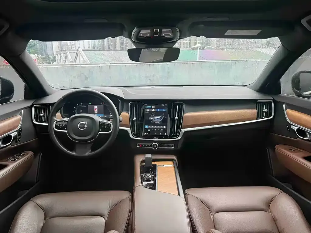 Volvo S90 — фото 3