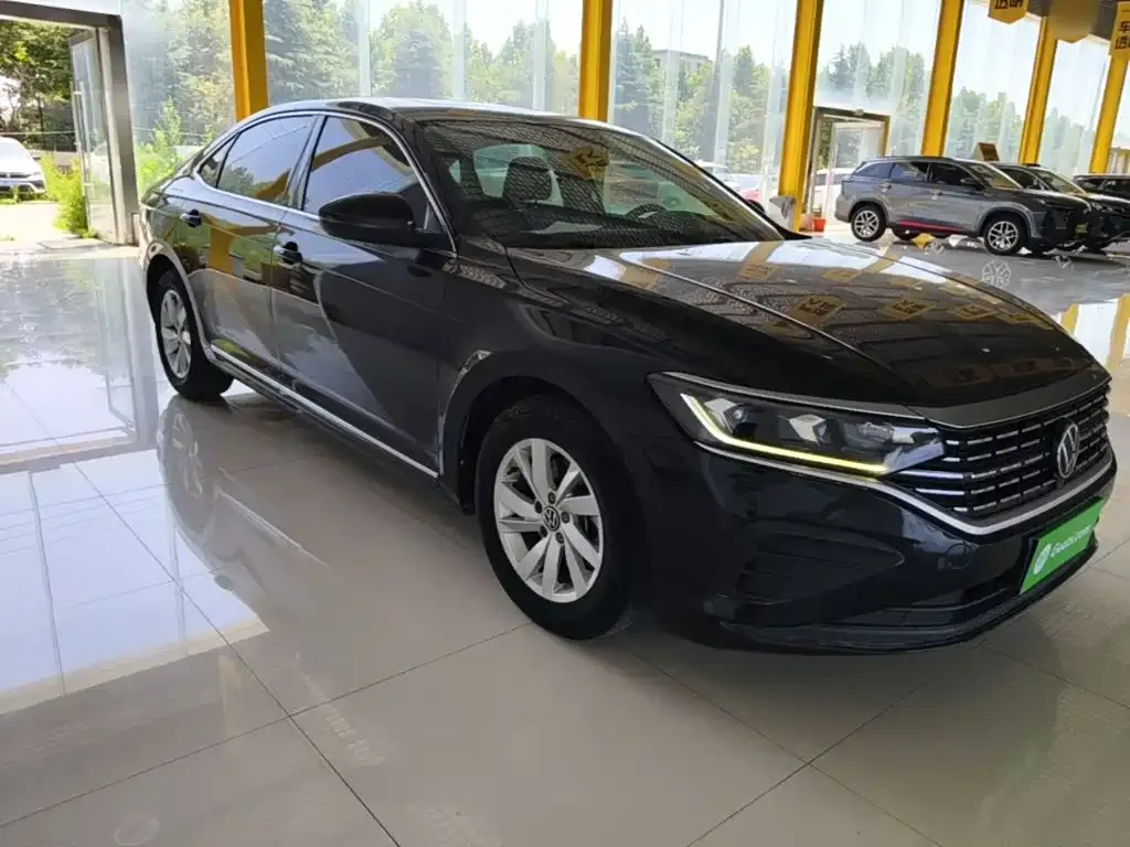 Volkswagen Passat — фото 8