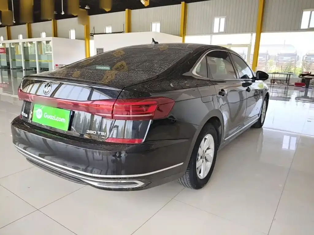 Volkswagen Passat — фото 4