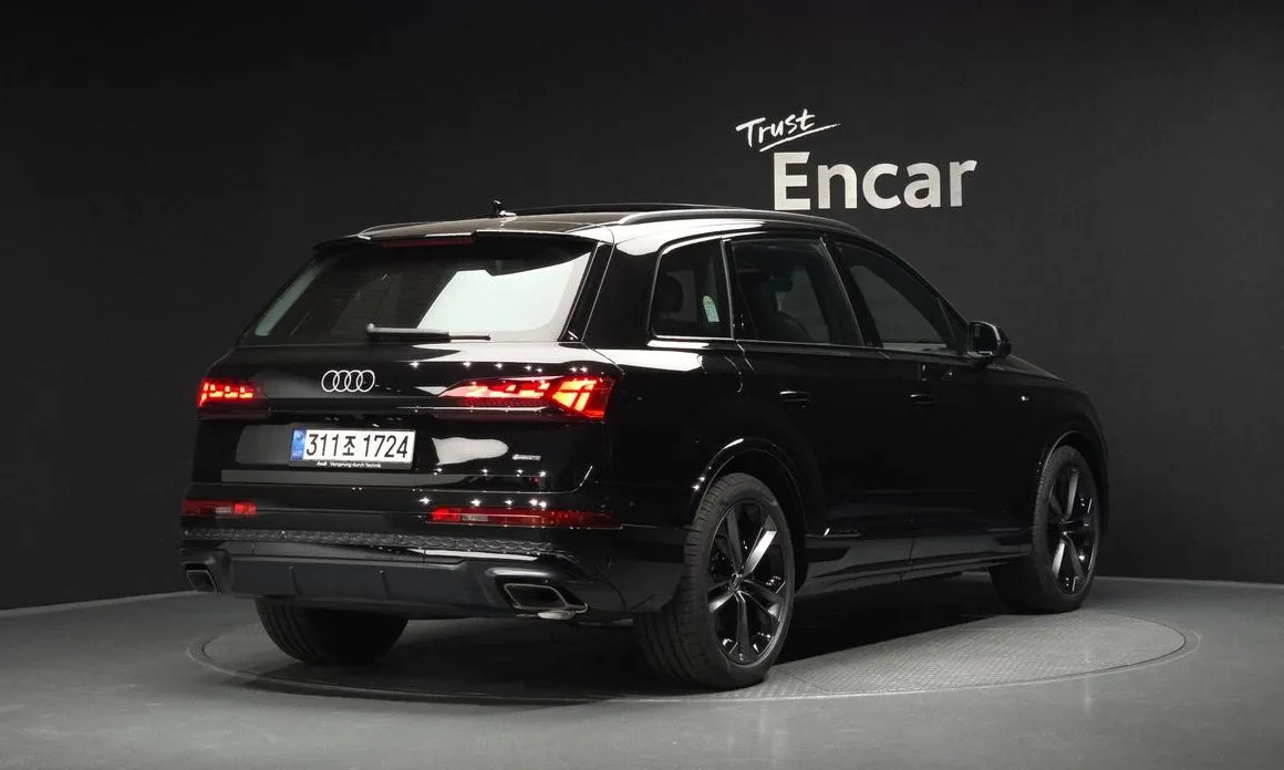 Audi Q7 — фото 4