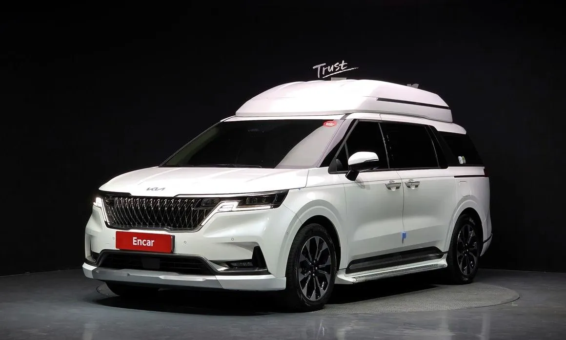 Kia Carnival — фото 1