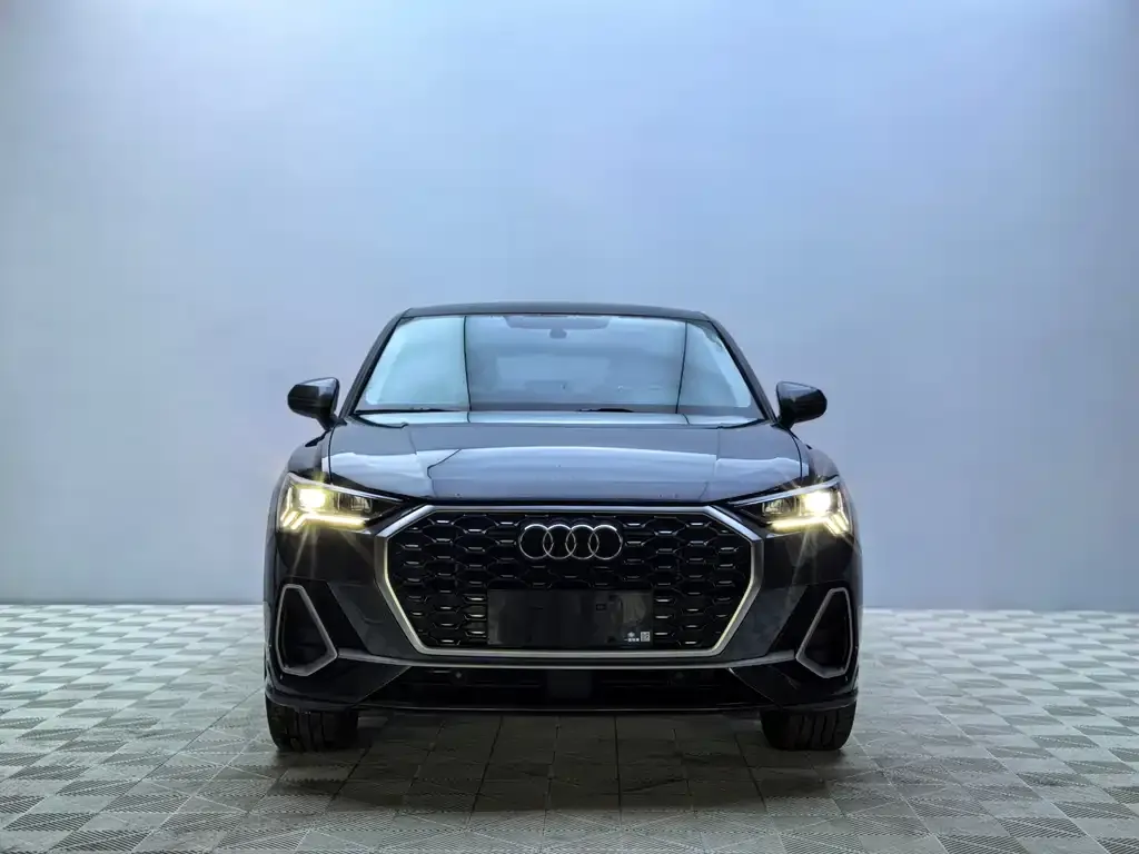 Audi Q3 Sportback — фото 2