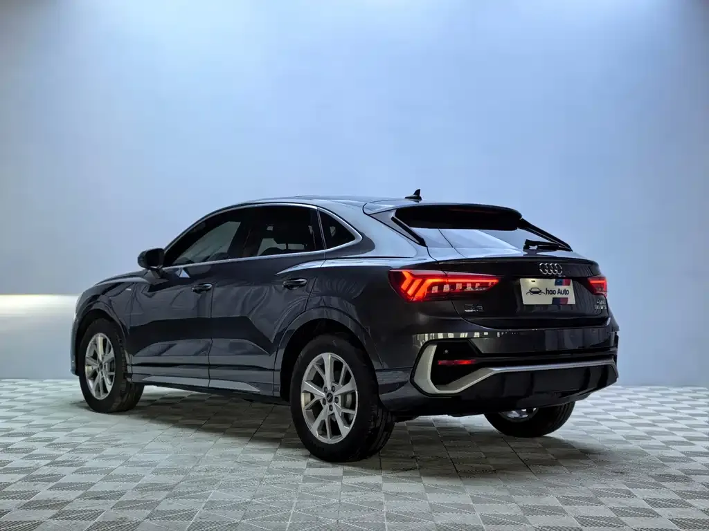 Audi Q3 Sportback — фото 5