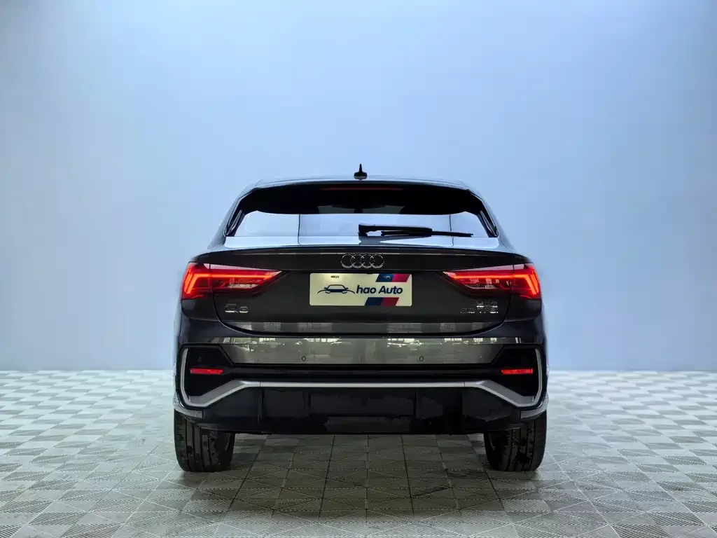 Audi Q3 Sportback — фото 6