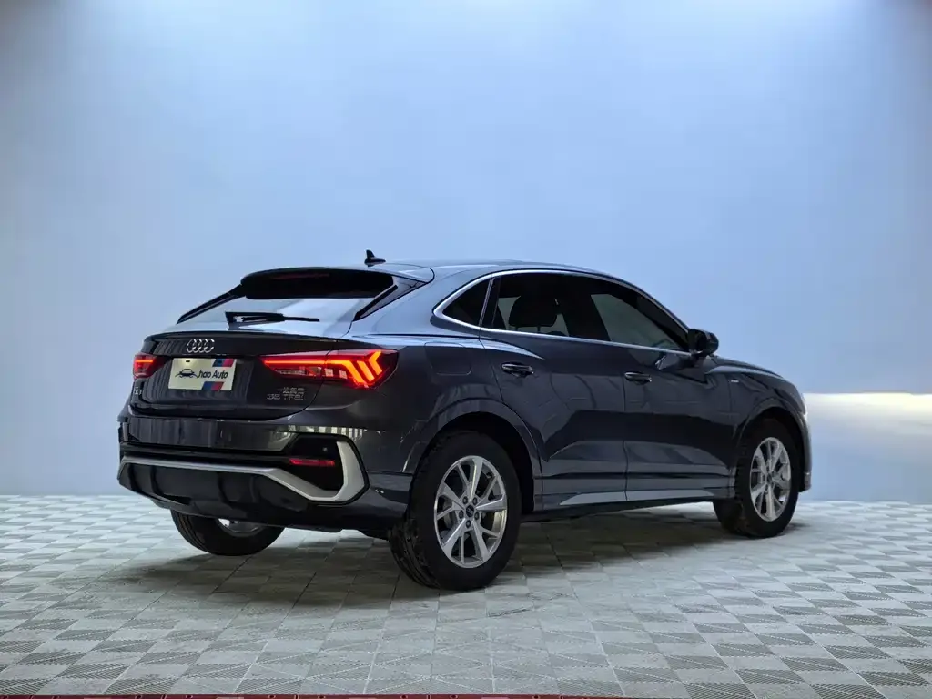 Audi Q3 Sportback — фото 4