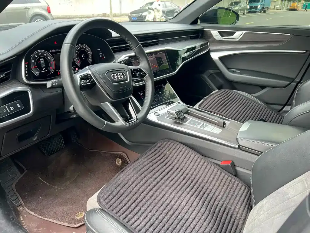 Audi A6L — фото 2
