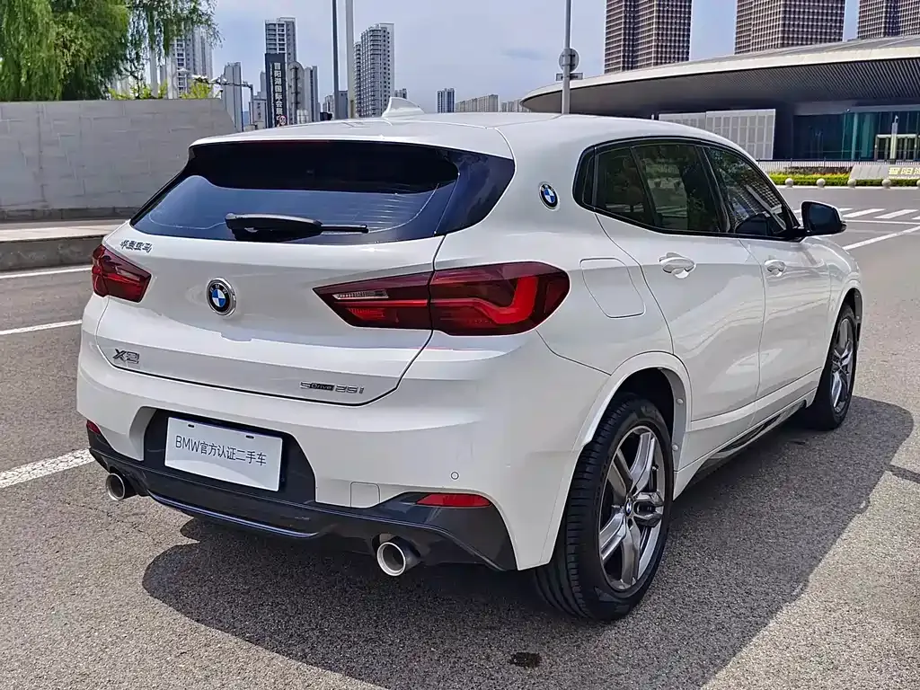 BMW X2 — фото 9