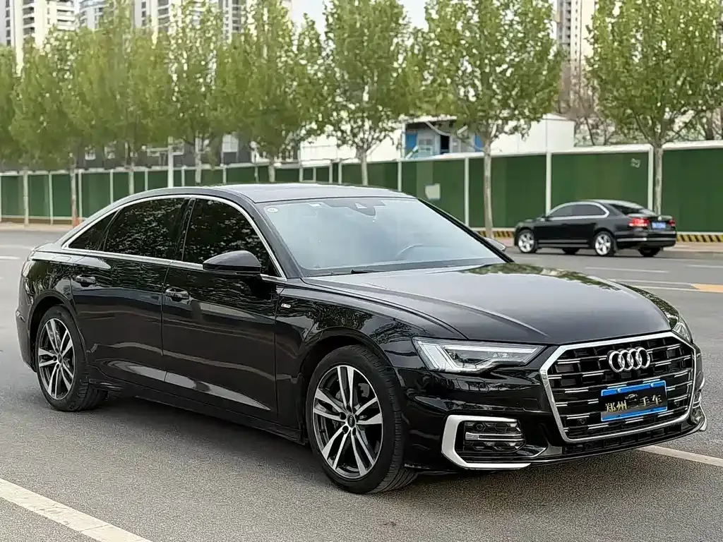 Audi A6L — фото 8