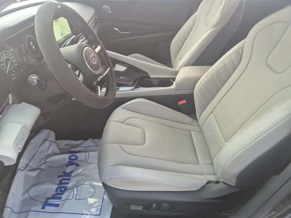 Hyundai AVANTE — фото 2
