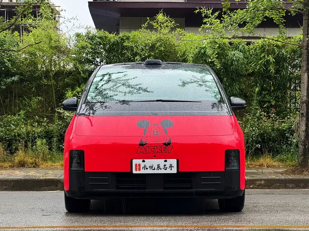 Li Auto MEGA — фото 8