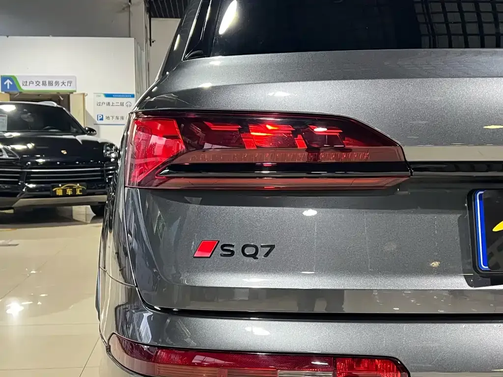 Audi SQ7 — фото 2