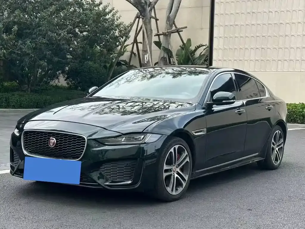 Jaguar XEL — фото 1