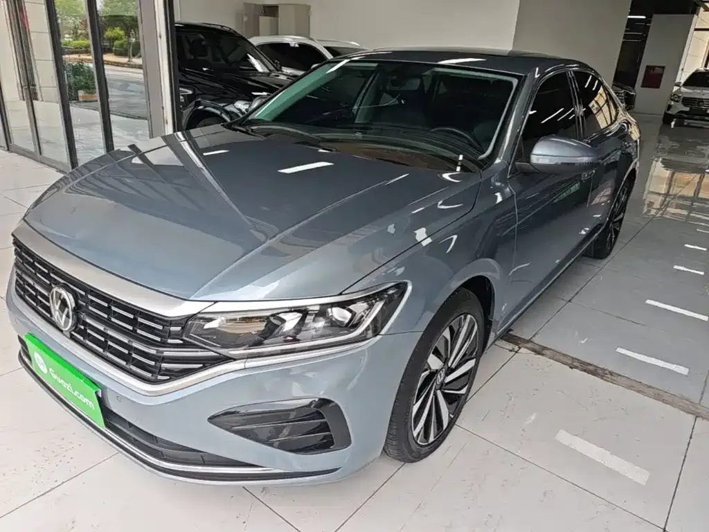 Volkswagen Passat — фото 5