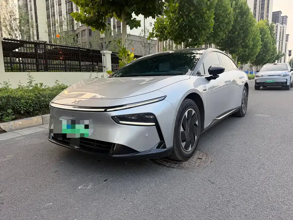 XPeng P7+ — фото 1