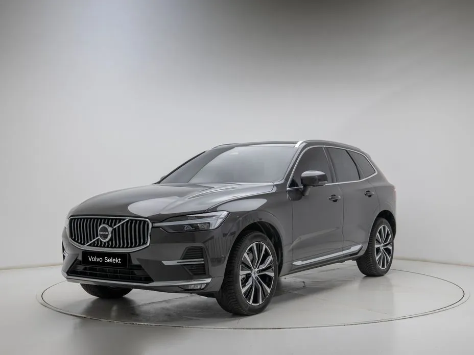 Volvo XC60 — фото 1