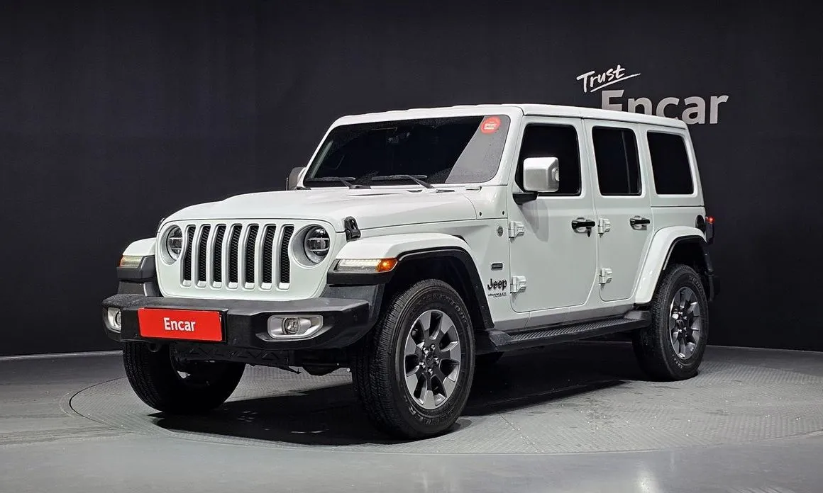 Jeep Wrangler — фото 1