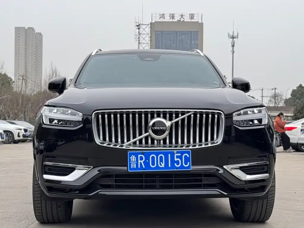 Volvo XC90 — фото 4