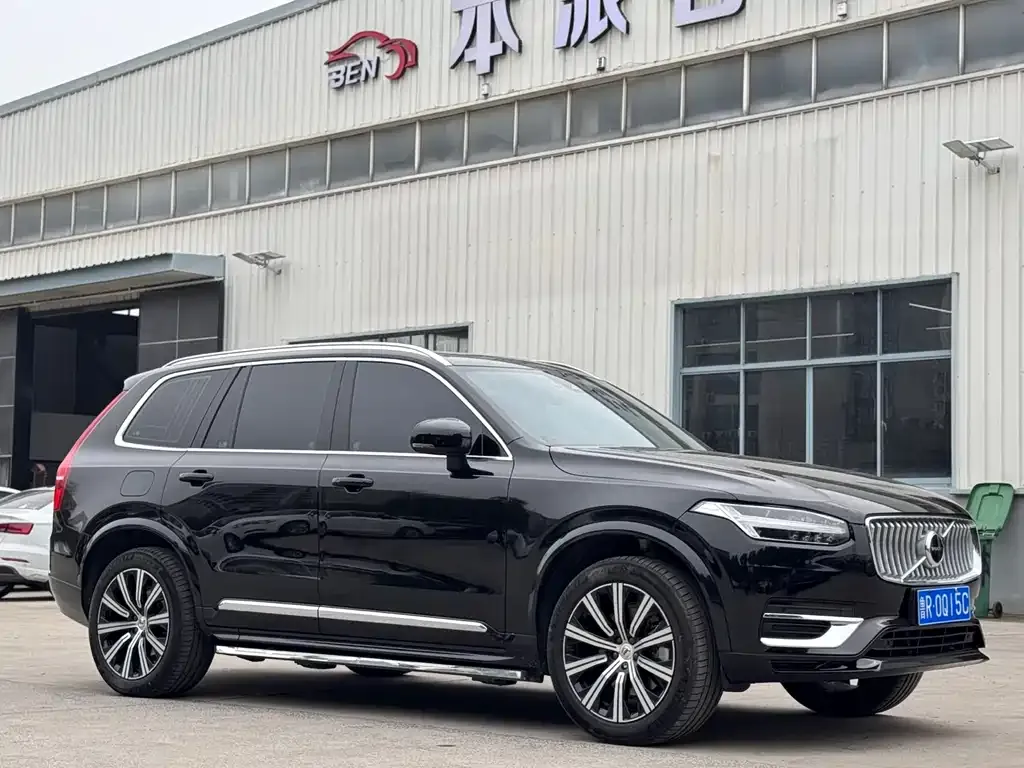 Volvo XC90 — фото 7