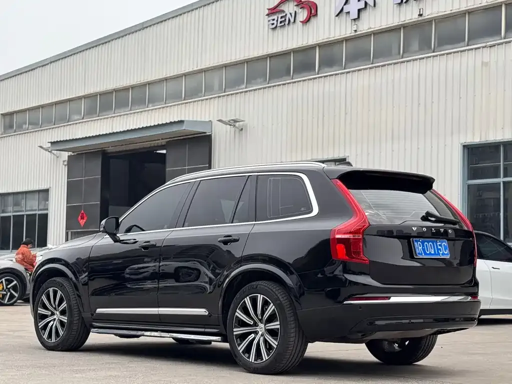 Volvo XC90 — фото 3