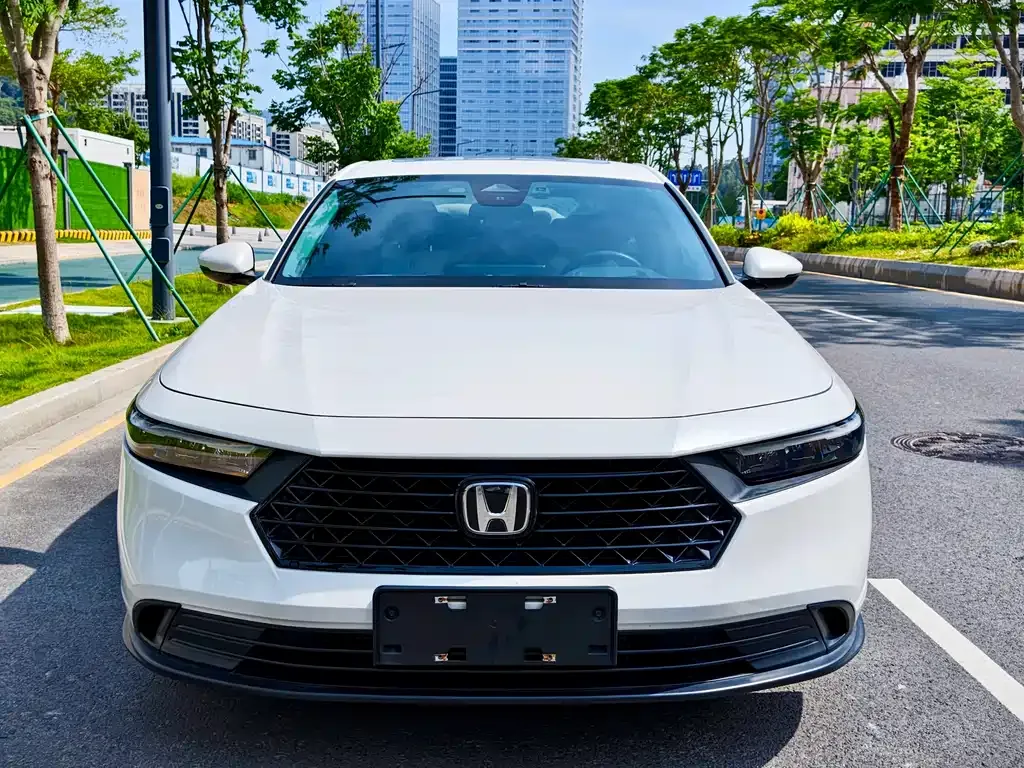 Honda Accord — фото 6