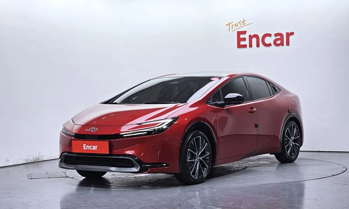 Toyota Prius — фото 1