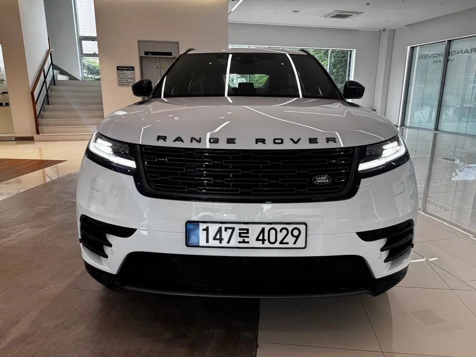 Land Rover Range Rover Velar — фото 1