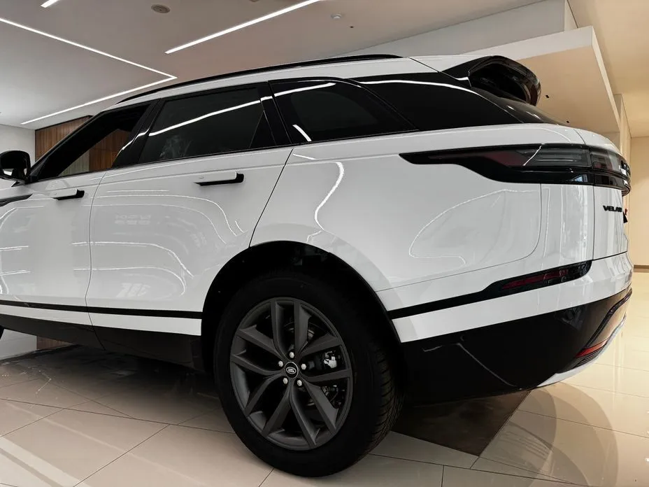 Land Rover Range Rover Velar — фото 4