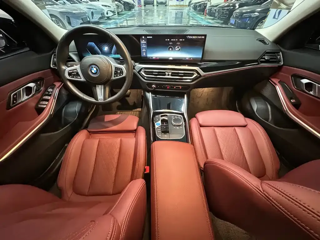BMW i3 — фото 10