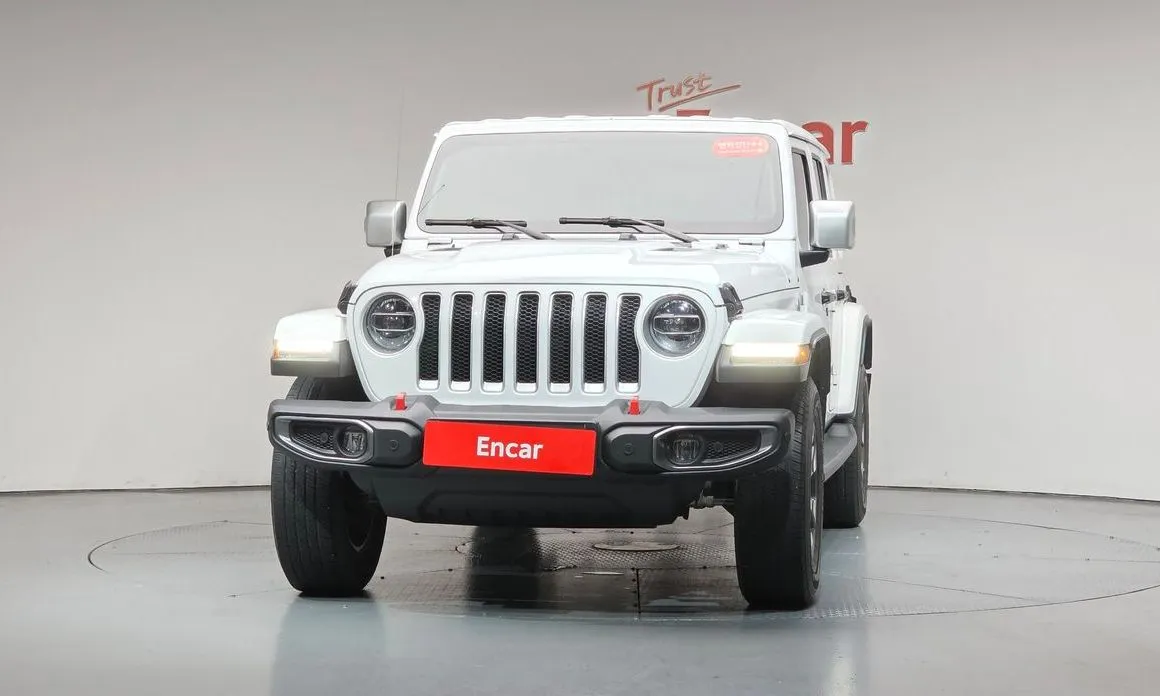 Jeep Wrangler — фото 10