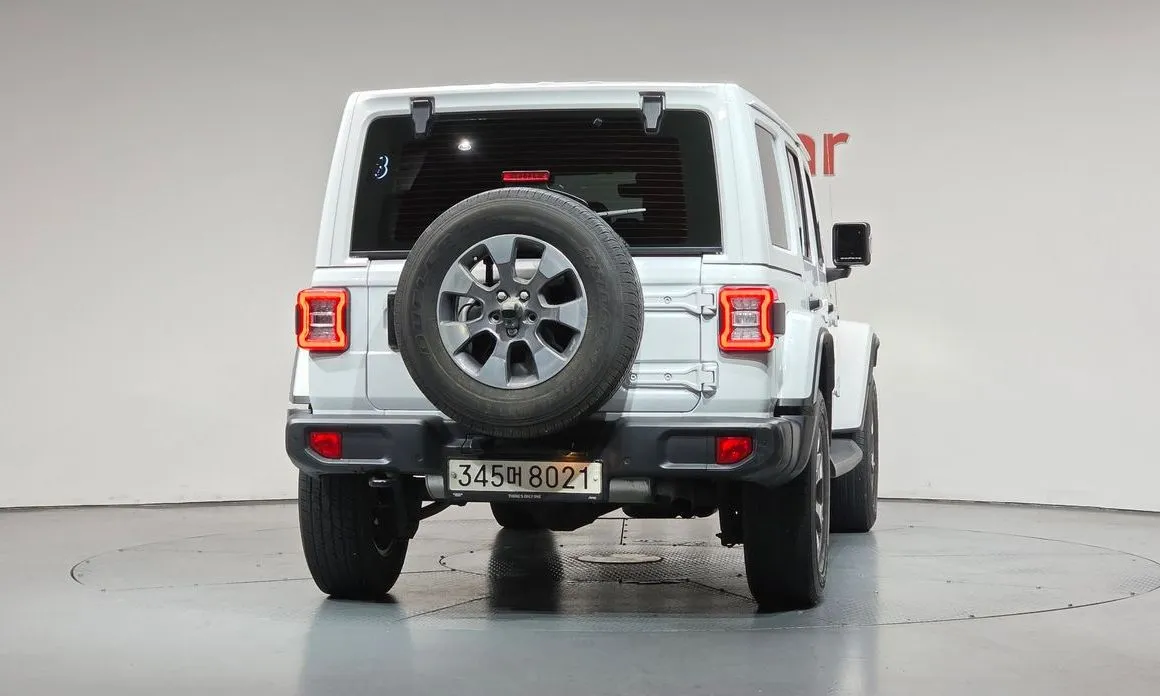 Jeep Wrangler — фото 4