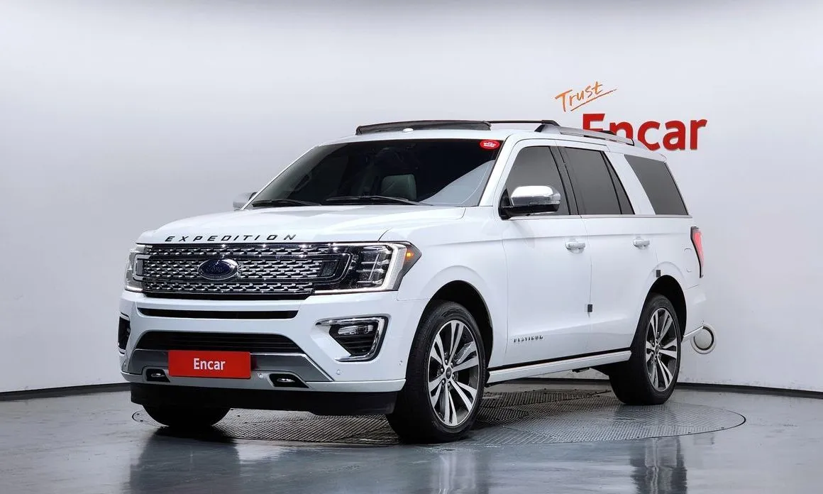 Ford Expedition — фото 1