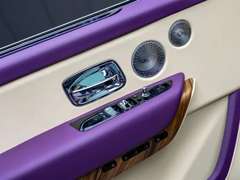 Rolls-Royce Cullinan — фото 8