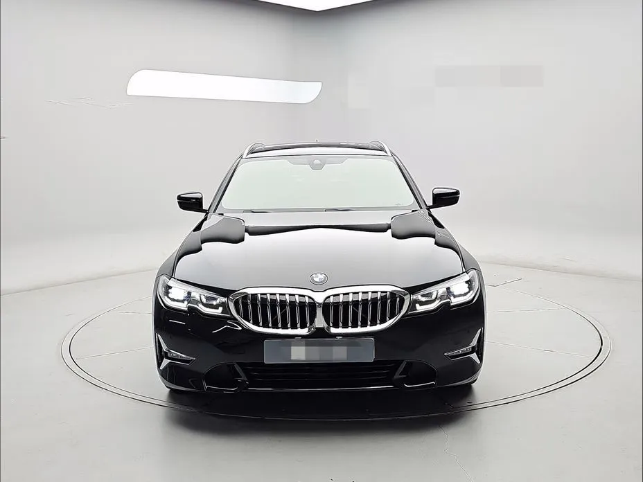 BMW 3-Series — фото 1