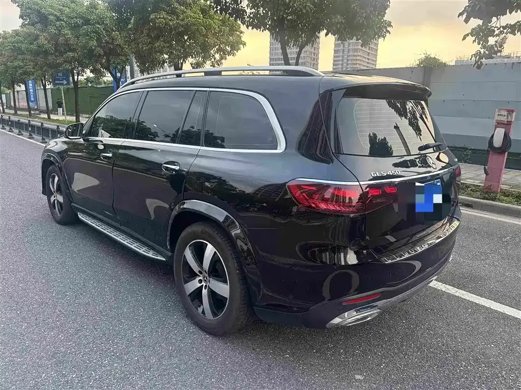 Mercedes-Benz GLS — фото 6