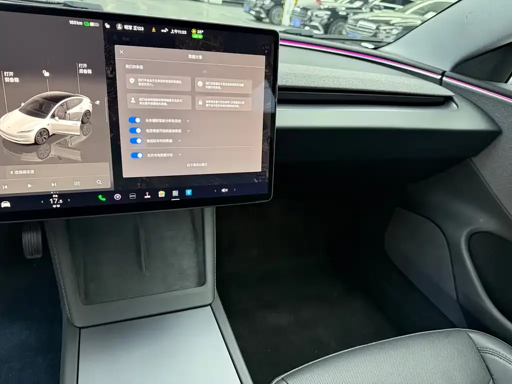 Tesla Model 3 — фото 2