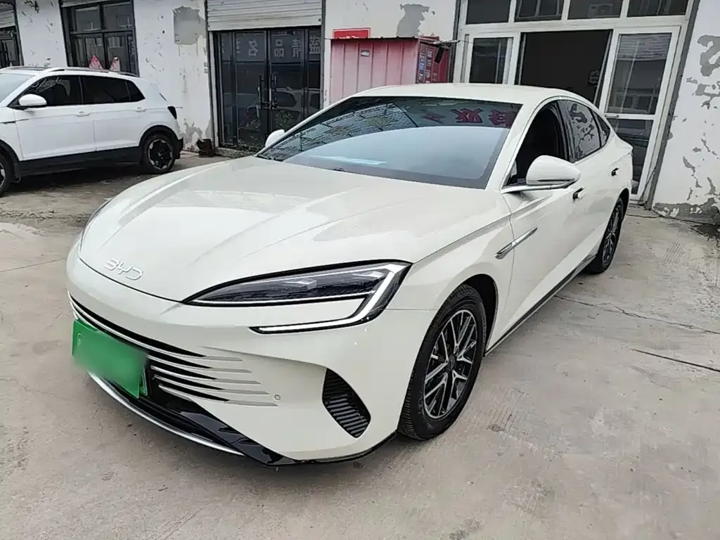 BYD Seal 07 DM-i — фото 1