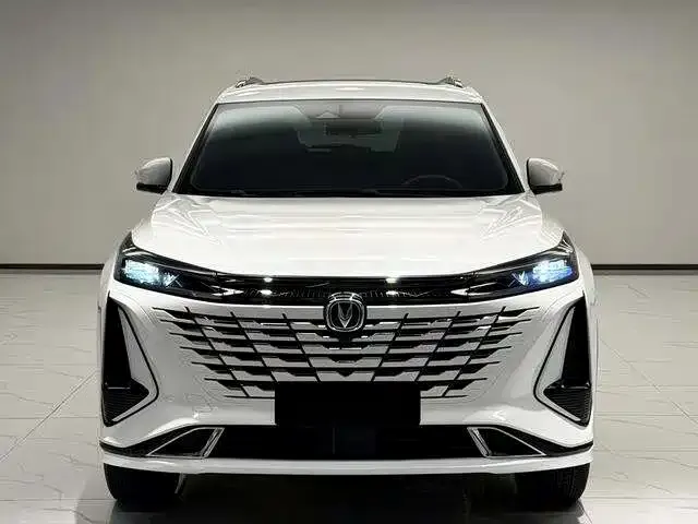 Changan CS75PLUS — фото 2