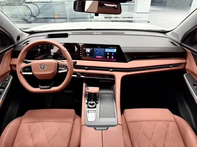Changan CS75PLUS — фото 6