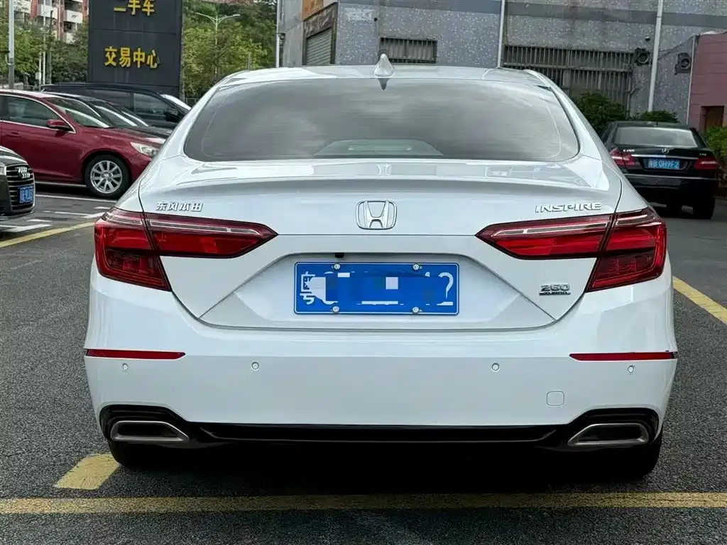 Honda Inspire — фото 2