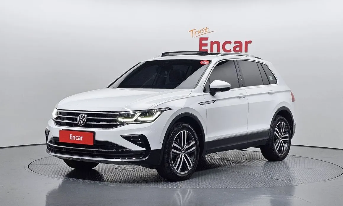 Volkswagen Tiguan — фото 1