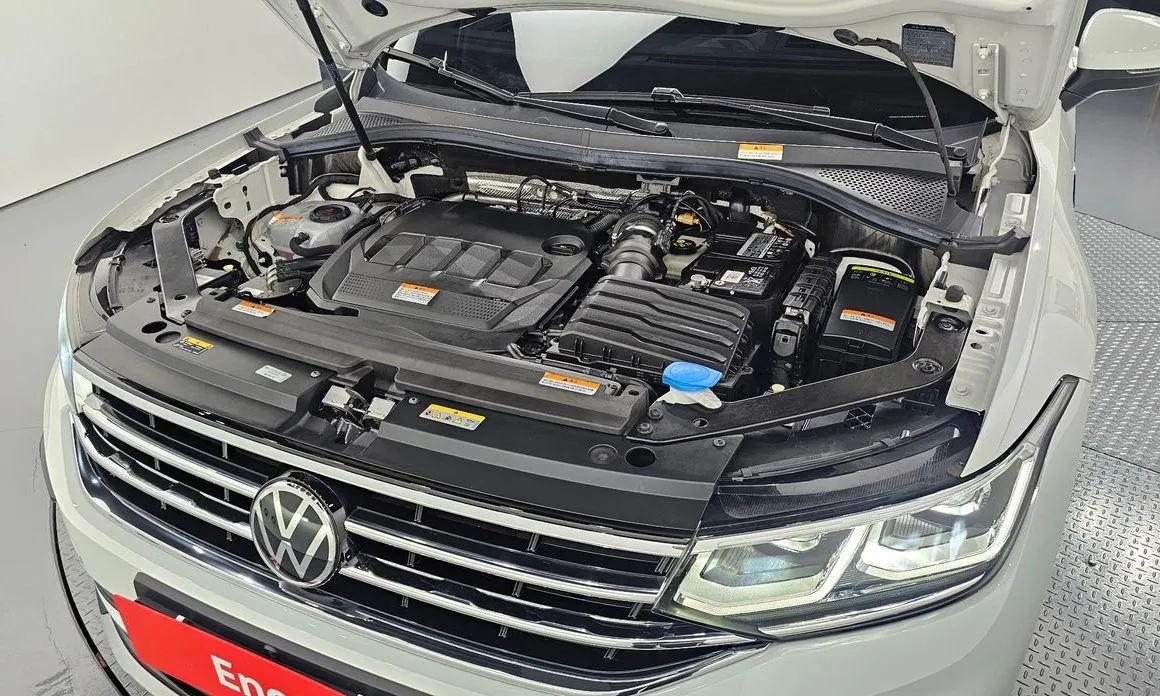 Volkswagen Tiguan — фото 10