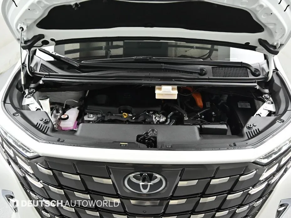 Toyota Alphard — фото 8