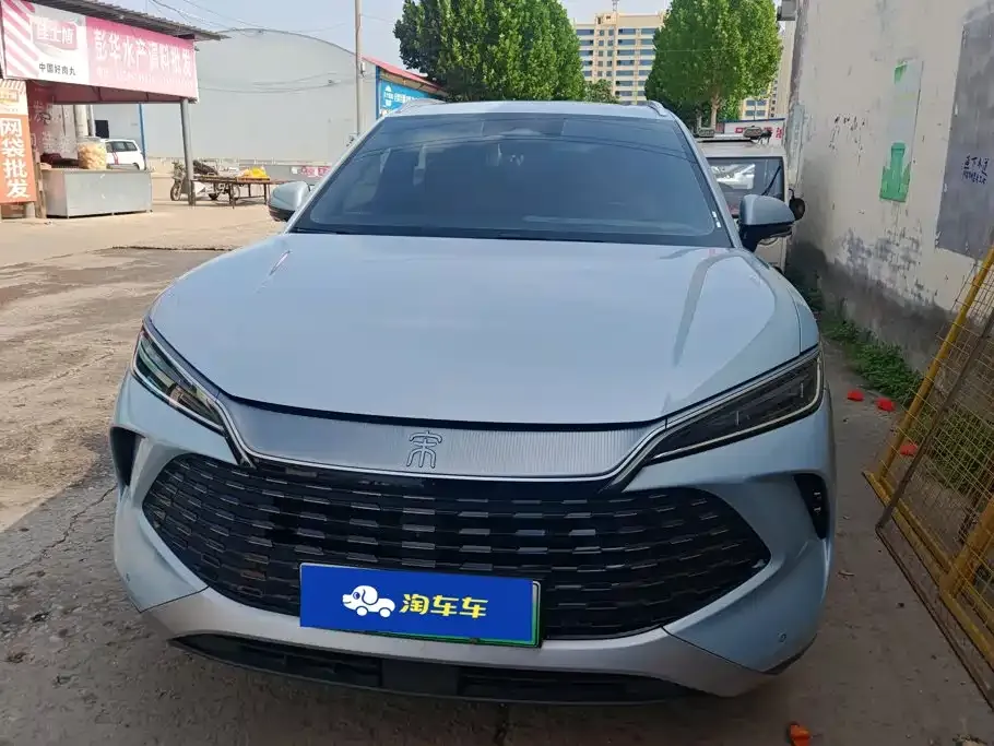 BYD L DM-i — фото 6