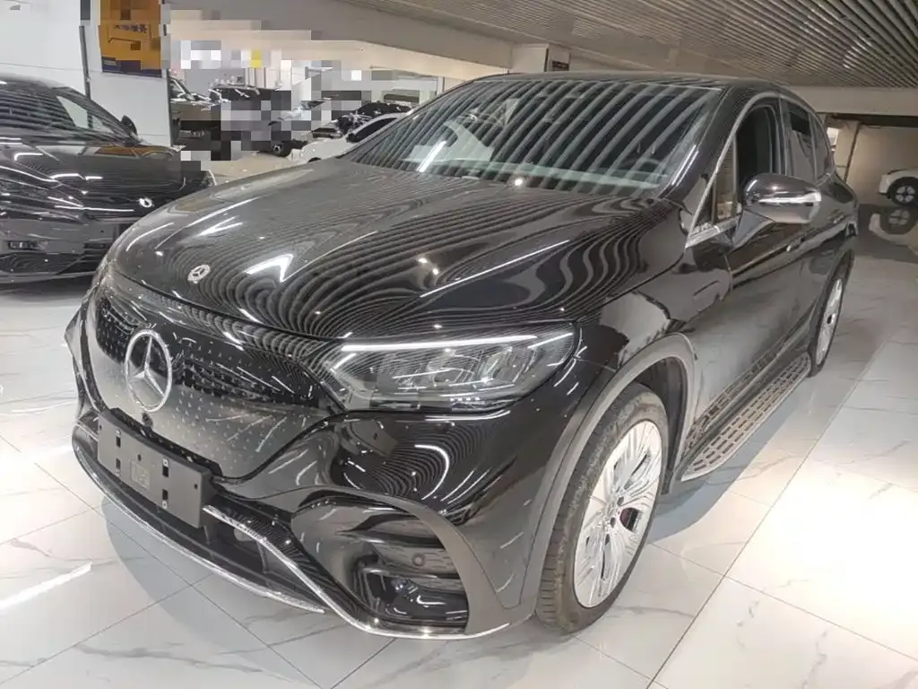 Mercedes-Benz EQE SUV — фото 8