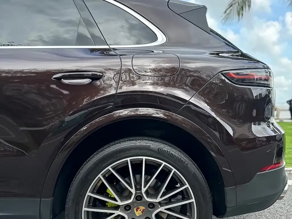 Porsche Cayenne Hybrid — фото 4