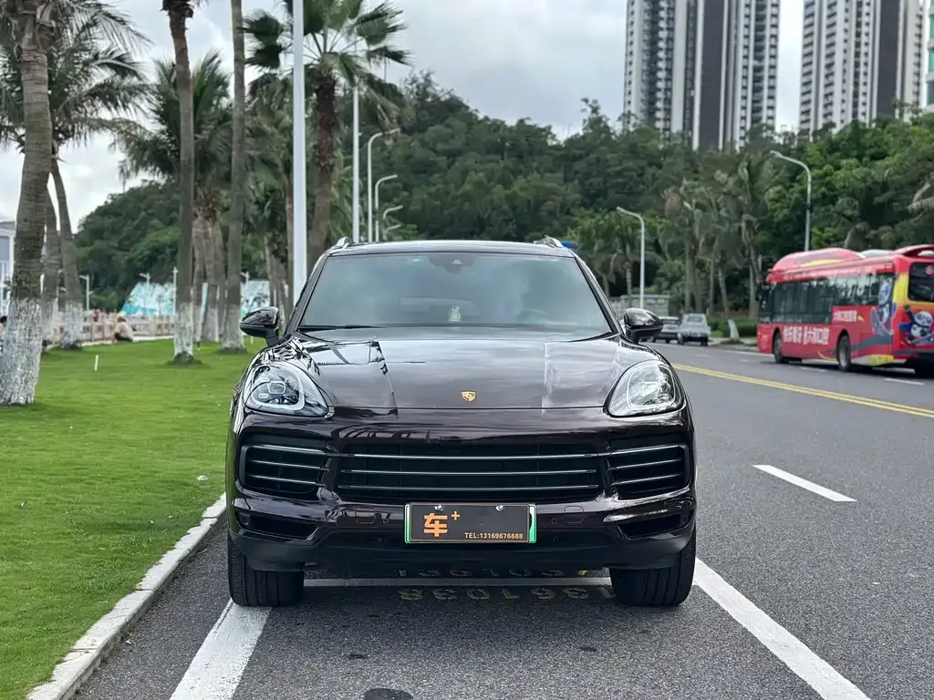 Porsche Cayenne Hybrid — фото 7