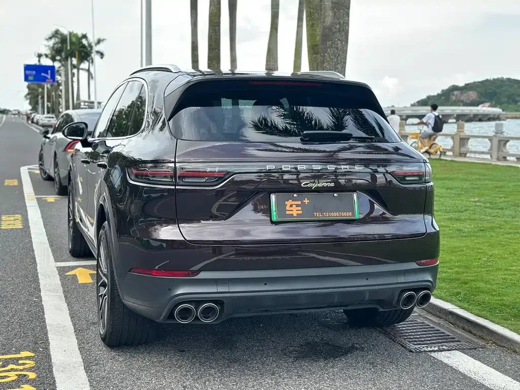 Porsche Cayenne Hybrid — фото 6
