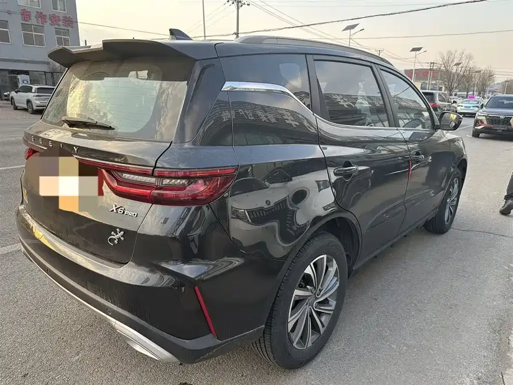 Geely Vision X6 — фото 10