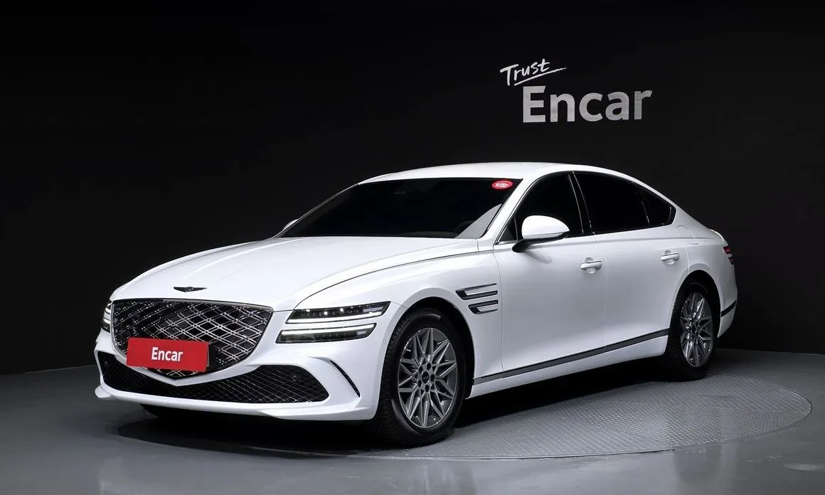 Genesis G80 — фото 1