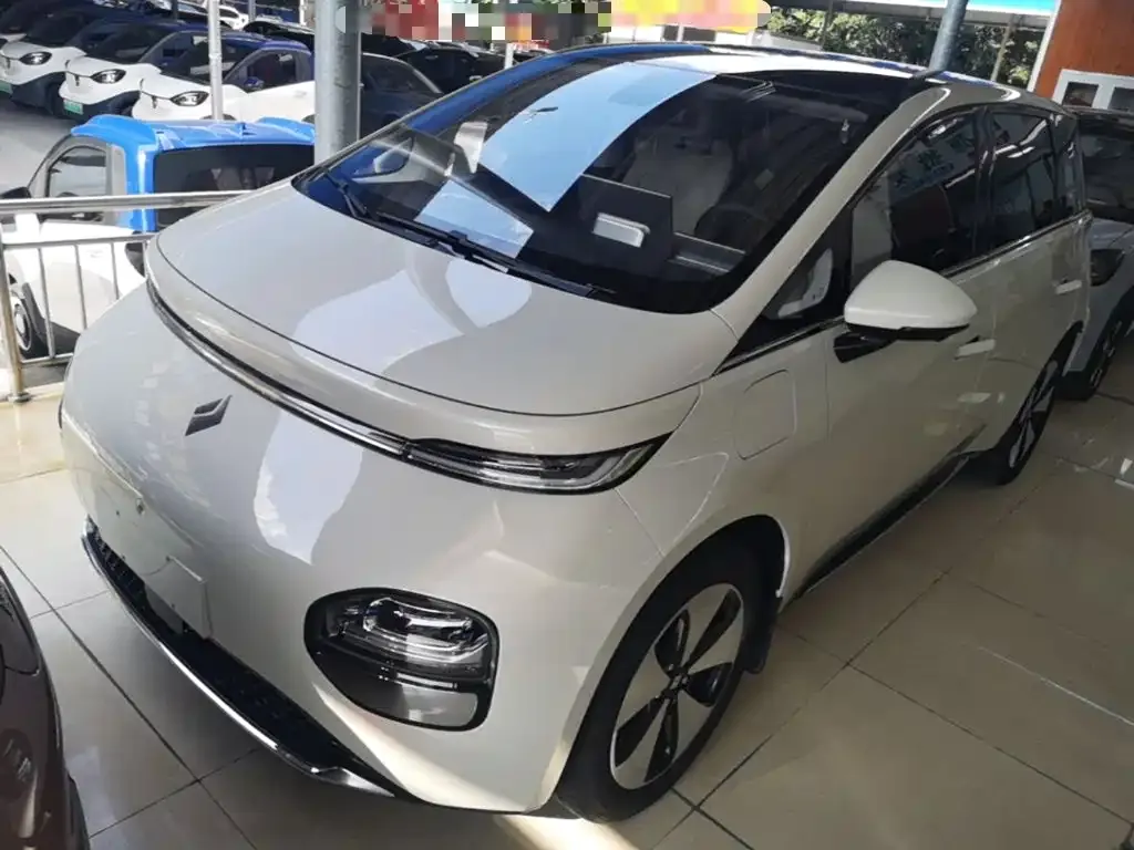 Baojun Yunduo — фото 8